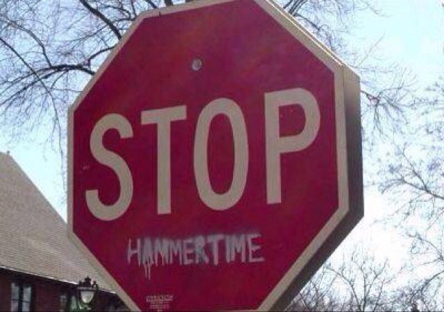 Halt! Hammerzeit
