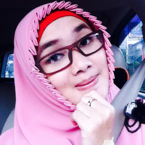 Entrepreneur |Enthusiast & happy wife |founder @mcitydesign| crafter  @zalfacraft |#tda | moody blogger