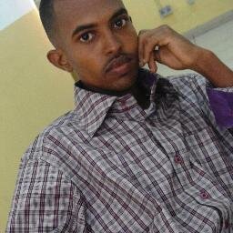 je suis un jeune homme agé de 25 ans célibataire musulmn pratiquant, j'aime la réligion d'islam et je suis en lutte contre les non-musulman.