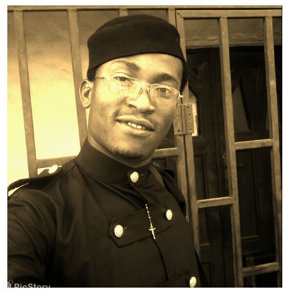 A good guy who loves to see the right things done rightly
i believe que sera que sera