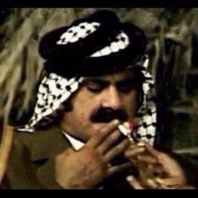 سياسي'شماتي'عيار من الدرجه الاولى'شاعر' [ نكك مستعار ومشاعر حقيقيه ونك حقيقي ومشاعر مستعاره]

 خالي من الحب فلا تخدعكم كتاباتي

 استغفر الله وأتوب إليه