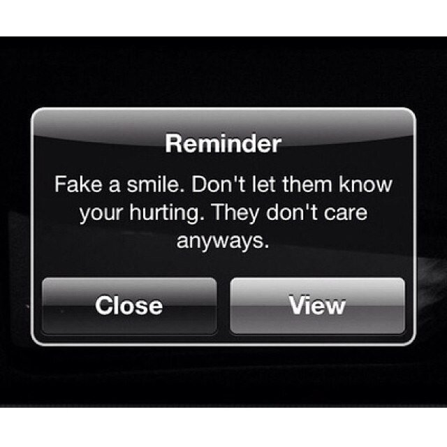 || I'm 17 || I have social anxiety || 3 days cut free || relapsing scares me || I have depression || I moan a lot || And life sucks || instagram @un4appy