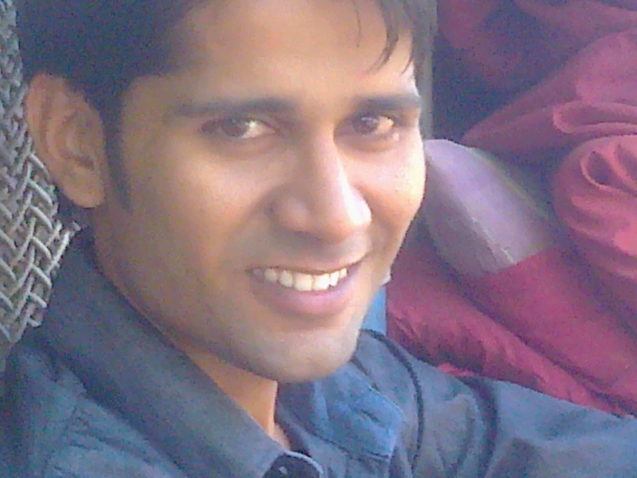 rohitpawar143's profile picture. Love........