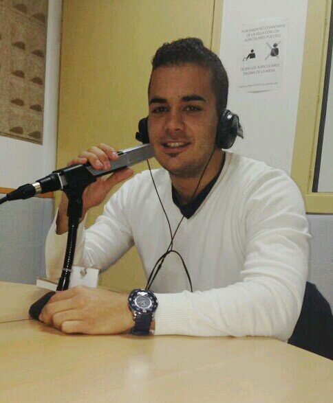 [[A mí me ponen las rayas canallas de los colchones]]. Jefe de prensa y Community Manager.