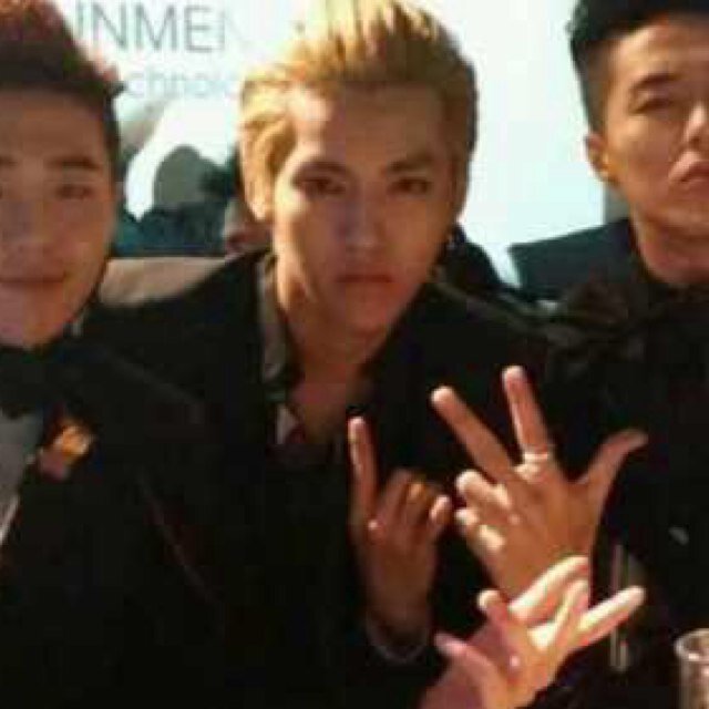 เป็นแอคหลุ่มของบอท แอคที่7 ซัพพอร์ท เอ็กโซ ชายนี่