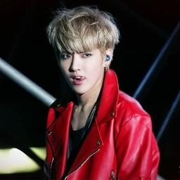 KRISKER ผู้มีหน้าตา&คารมเป็นอาวุธ ระวังผมจะฉุดคุณนะเออ(?) หล่อ รวย ใจดี ขี้เล่น มาเป็นฟลว.ของผมนะครับ(ฟอล)^___^¤คนสำคัญของอู๋ฟาน @SUNGMINBBOY¤