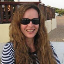 wife, mother, runner, bookworm, linguaphile, theatre lover, Michael Jackson fan, cake decorator