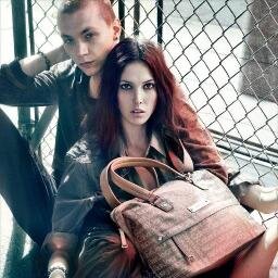 Easybags.tv è il punto di riferimento in Italia ed all'estero per l'acquisto on-line di Borse ed Accessori grandi marche.