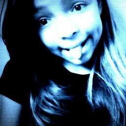 With your head up and keeping faith in God ;                                Segue ? Sigo de volta ;3