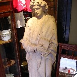 Family owned antique shop in the picturesque market town of Beccles and organiser of Beccles Antiques Street Market