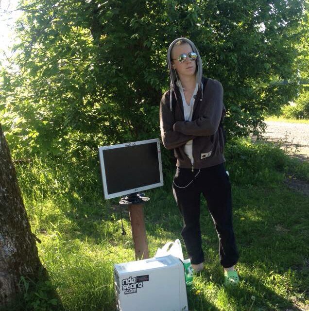 JimmySverin's profile picture. även kallad larven