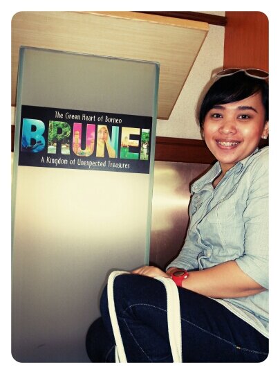 working mother of one cute son Pendar TOSKAning Bumi,wife of gorgeous hubby @hanggadhika.