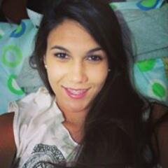priscila, mãe, estudante, 23 anos. Marllus  Santos♥