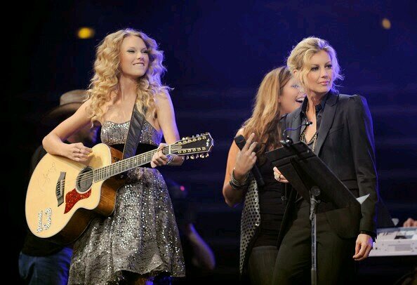 ••• Dream BIG • Aim SMALL • Love FAMILY ••• *CountryMusic *Tim&Faith *John&Marlena *TaylorSwift *Little Mïx  *JoDeeMessina *OUAT *PLL *DOOL