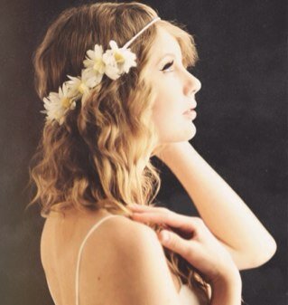 Happy. Free. Confused. Lonely. At the same time.
Thats my official private twitter :)