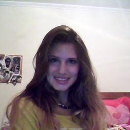 claudiaSrocha's profile picture. 