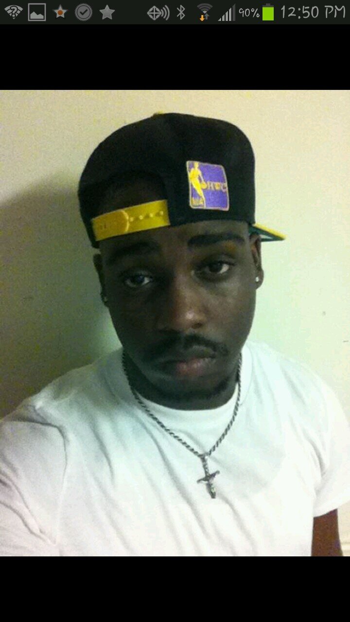 humanjukebox08's profile picture. 