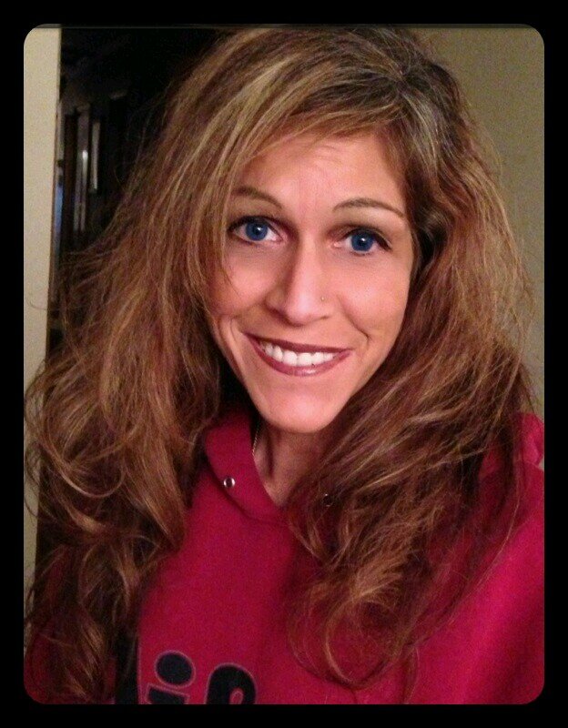 im40 yrs old single mom,use towork for the state but chose to stay home mom,
hobbies,fishing,go out hang with friends.
