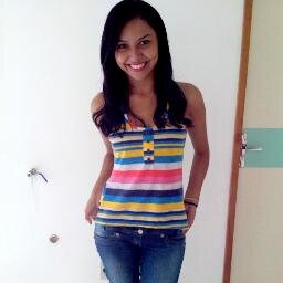 Sou como você me vê. Posso ser leve como uma brisa ou forte como uma ventania, Depende de quando e como você me vê passar. (Clarice Lispector)