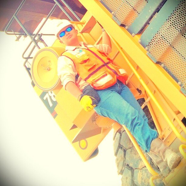 An ordinary Geotechnical Engineer...GLORY GLORY MAN UTD!