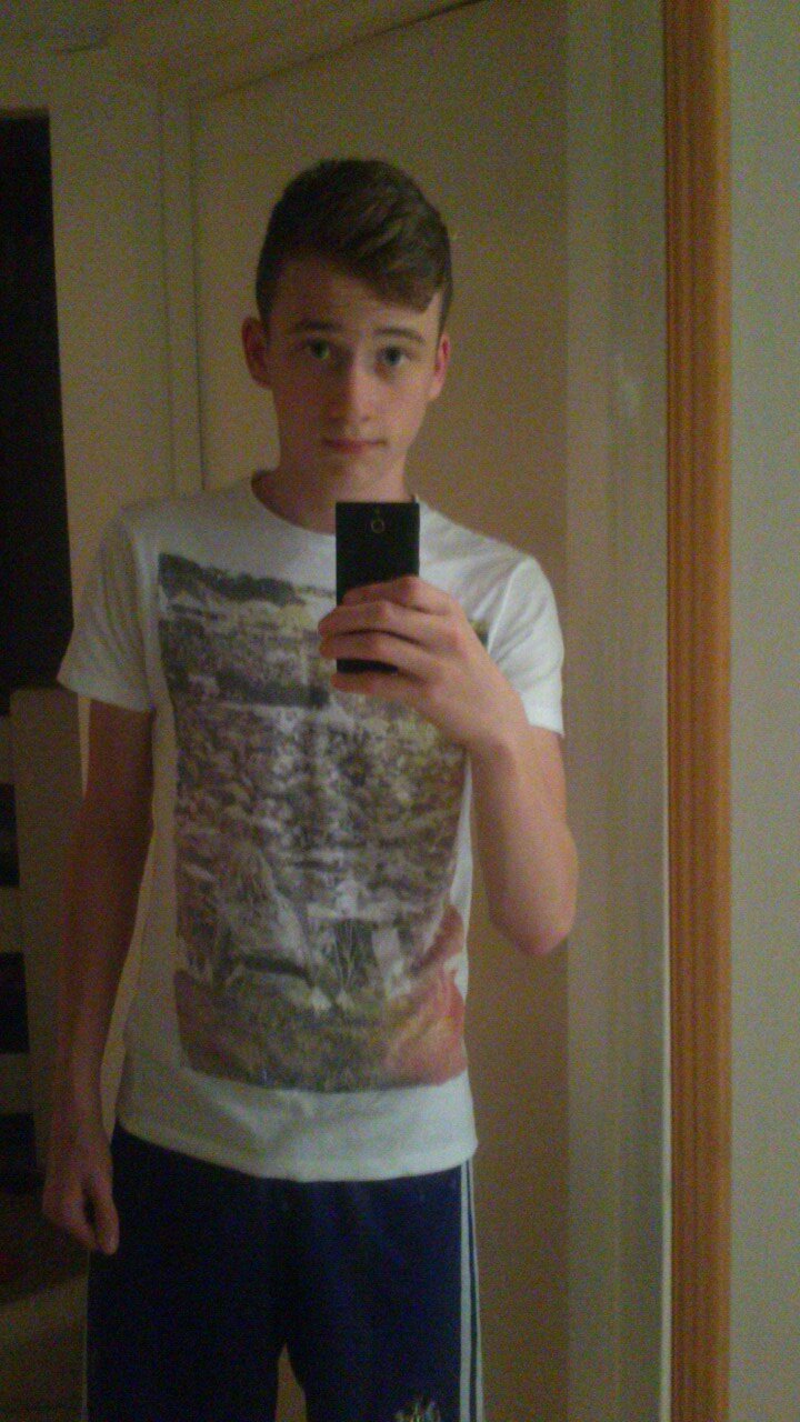 BradnotCooper's profile picture. Newcastle.   Snapchat: bradley765.  KIK: bradleynotcooper