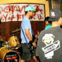 OLDSKOOL!! (@protester_hxc) 's Twitter Profile