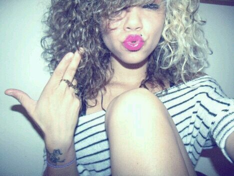 salut moi ses malika jai 15@ns
