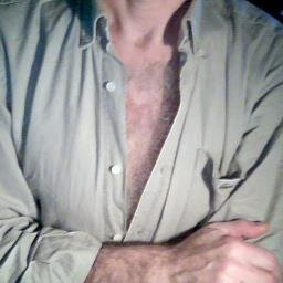 Busco un hombre masculino. Busco conocer  buenas personas, compartir un café para ver que onda existe. No creo en la casualidad, si en la causalidad.