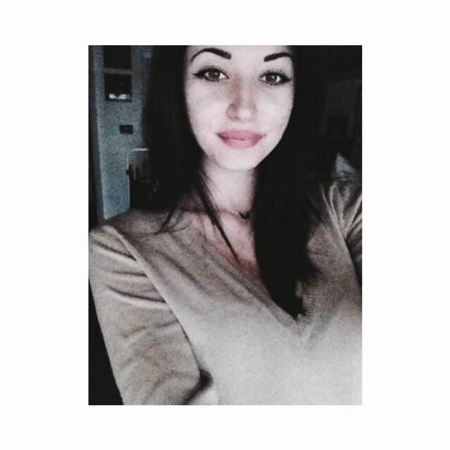 annairaknows's profile picture. -no matter how good you are, there's always a million people better.|provehito in altum.|#echelon|#blink182|#arcticmonkeys|#lanadelrey|heartbroken.