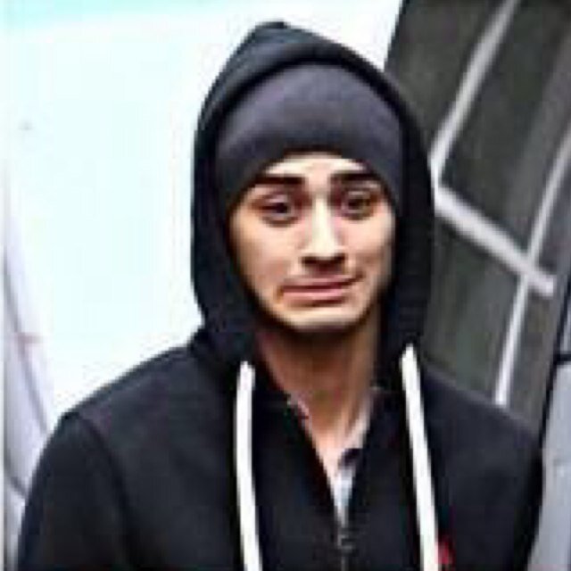 Heyy pls go follow me on my main acc @SrryTooFugly pls pls pls