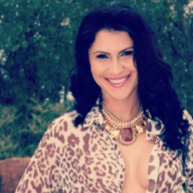 FC dedicado a DIVA @marlapteixeira  backing do Luan Santana ♥ Perceria @Talifasdoluan Oficializado. =)