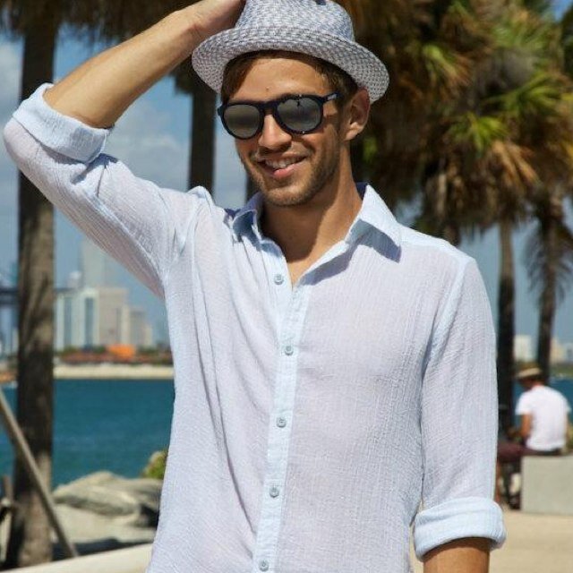 We are a tropically inspired local designer, based in Miami Beach for over 14 years. We're TROPIC-COOL!