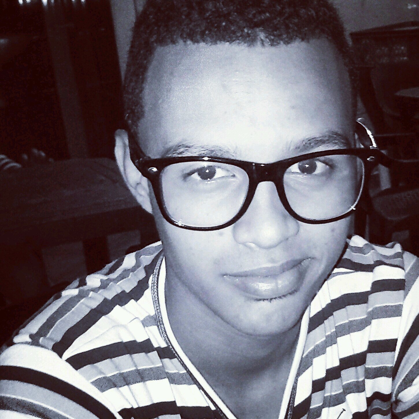Cuando no encuentro una salida, tu abres una puerta donde no lo hay..!
I love You..! God..! ♥
With You I will survive..!