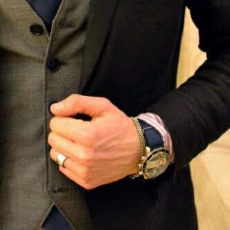 #يالشارجة ،لككَ فيَ خفوقيَ عشققَ !! صعبَ تفسيرههَ ،♡