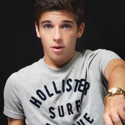 PibesFasos's profile picture. La gente infumable sobra.