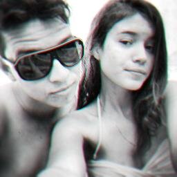 @caarllooss19 meu amor,meu lindo,meu idiota,meu bobo,meu perfeito,meu retardado,meu gato,meu dlç,meu preto encardido,meu tudo,minha VIDA !