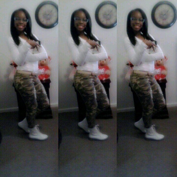 Follow Mee On InstaGram: AYEOOTEIANABOO
Add Mee On Kik: Mrs.Fuller Ahhh :))
Add Mee On FaceBook: Teiana Turner
UU Follow Mee && ill Follow Back