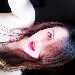 Gabriela êêê meus camaradas ♫