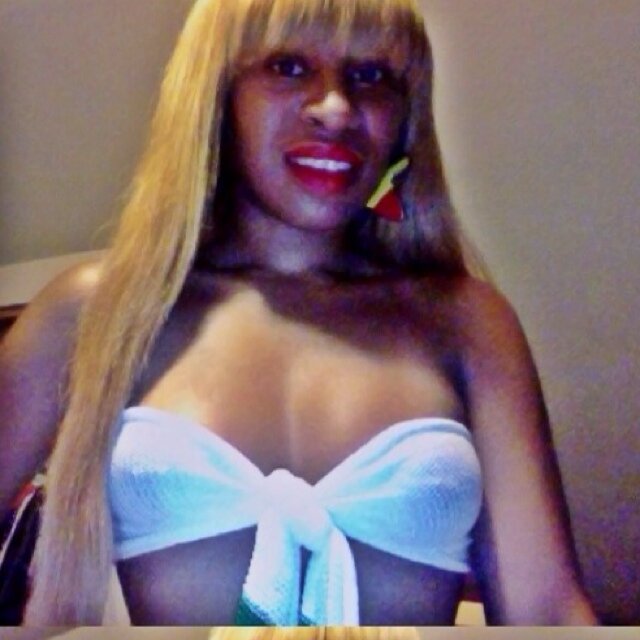 Toya_R's profile picture. 