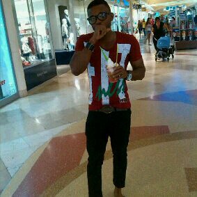 I_@mIcepointd:C.E.O ICE AGE ENTERTAINMENT.