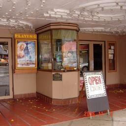 Independently owned theatre in Silverton Oregon - Great Entertainment @ a really Great Price - Real Butter on Fresh Popcorn, 40 ft wide screen & hi-def picture.