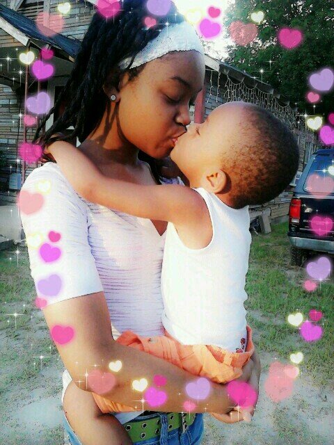 {•Sent From Heaven♥} {•Love is pain, and pain is love you got me messed up♥} {•Precious angel♥}