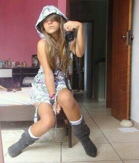 sou legal; modela; atriz; dançarina; fotografa;