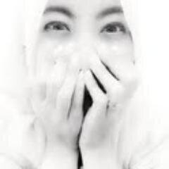 Akuuh JANDA BeeerANAK satuu :D
@Syakiil (My Son)