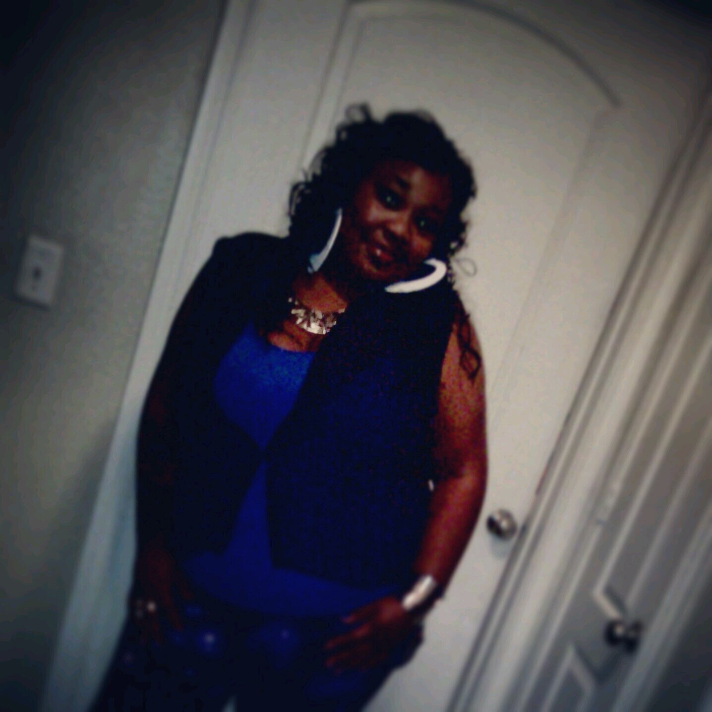 Come With Me There Not To Many Pretty Girls Like Me & They Cant Do It Like One Of A Kind Lady