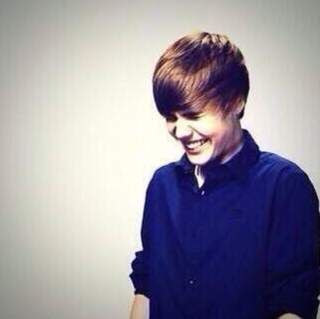 ❤ @BieberrsWeed ❤