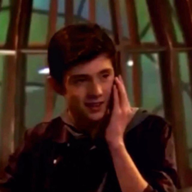 Marcus here. Age 17.my twin is @MDogDavenport. Ghost. Engaged to @OliviaJensenRP #loveubabe shes mine back off i love sex