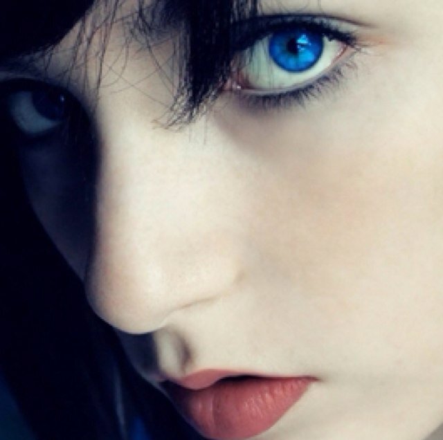 On the run on the streets of London. Alone.
{RP, Dark, OC}