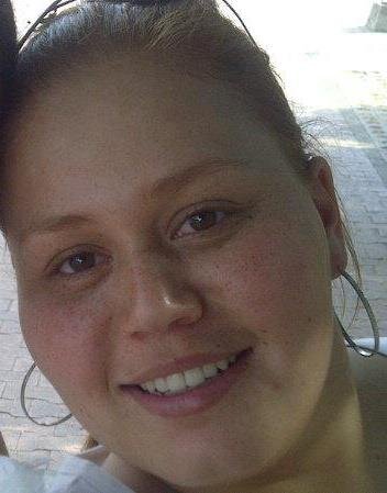 Esteticista y Cosmetologa, Estudiante de Procesamiento de Alimentos.