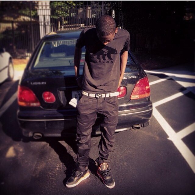 I Follow You So Do The Same Follow Back Dont Be Rude .. I'm Quiet Wit It Nah Fr I Just Ride Wit☝️